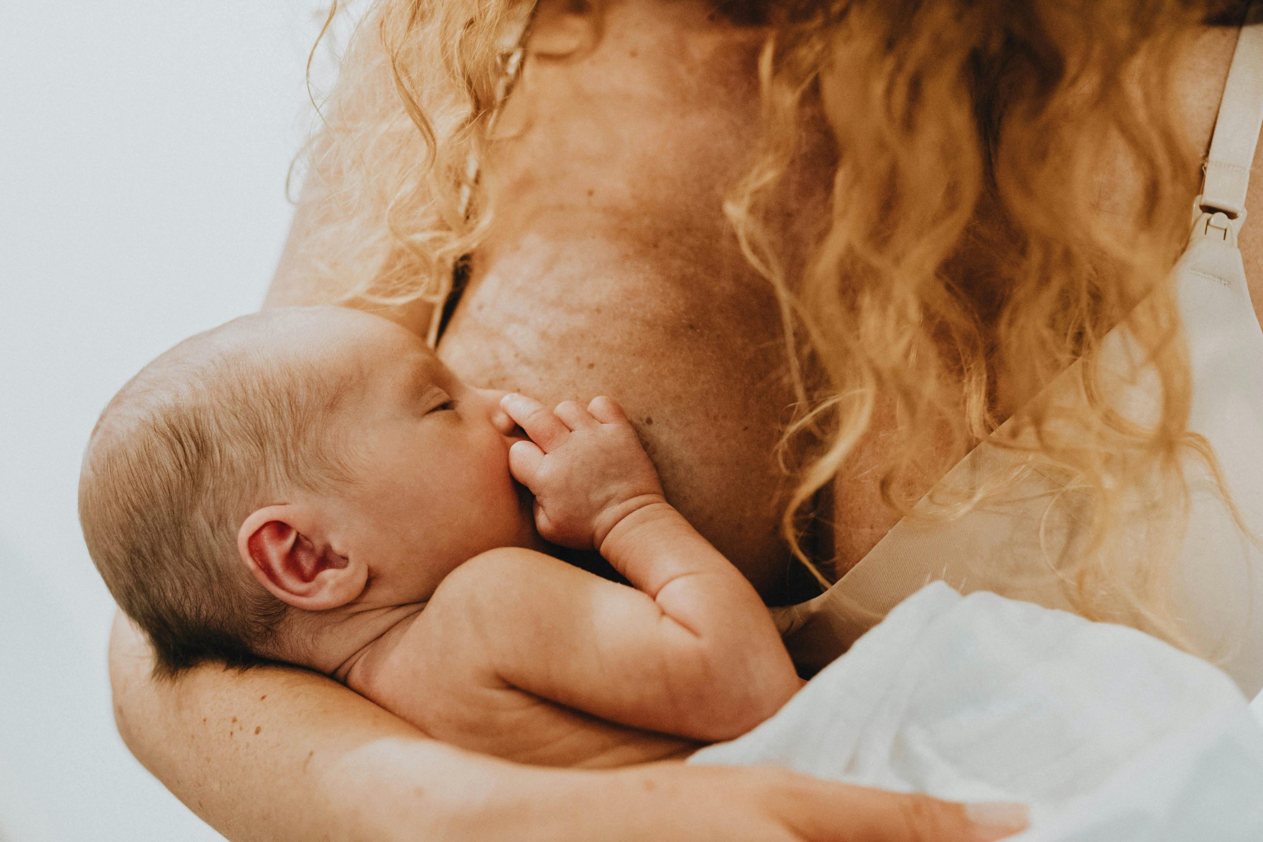 Nurturing Both Baby and Self: Essential Newborn Care Guides and Self-Care Tips for New Moms